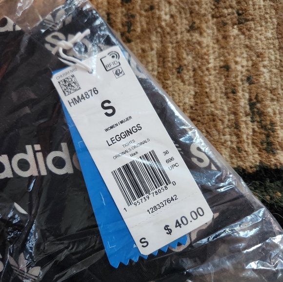 Adidas leggings - Picture 3 of 9